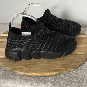 Cape Robbin Sneakers Women 8 Xayah-3 Quilted Fashion Cloud Nine Slip On Black